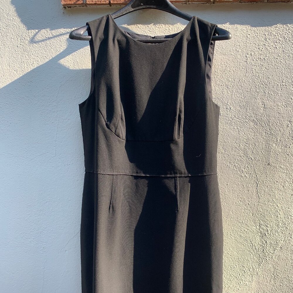 Ann Taylor Sleeveless Black Sheath Dress